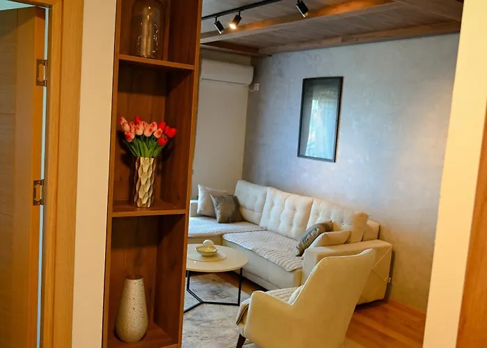 شقة Royal Lux 618 *